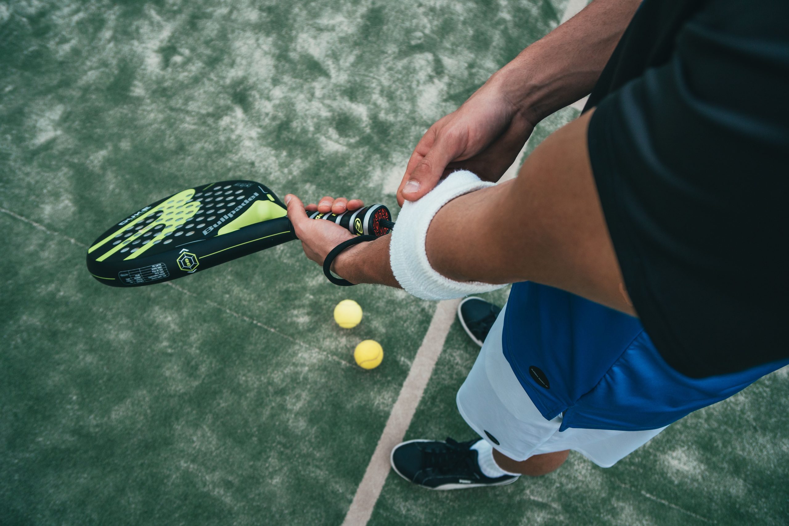 Padel and Tennis Elbow: How to Prevent It and Keep Playing